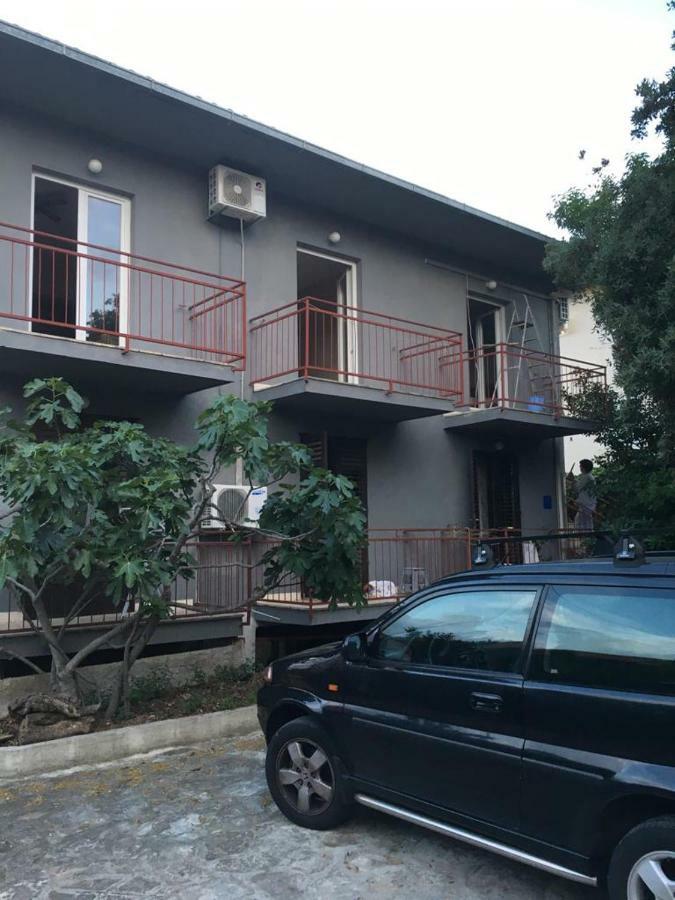 Bed & Breakfast Kurtic Supetar Εξωτερικό φωτογραφία